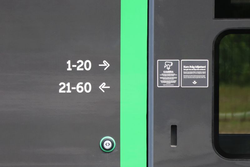 Gloednieuwe Zweedse Civity door Nederland getrokken